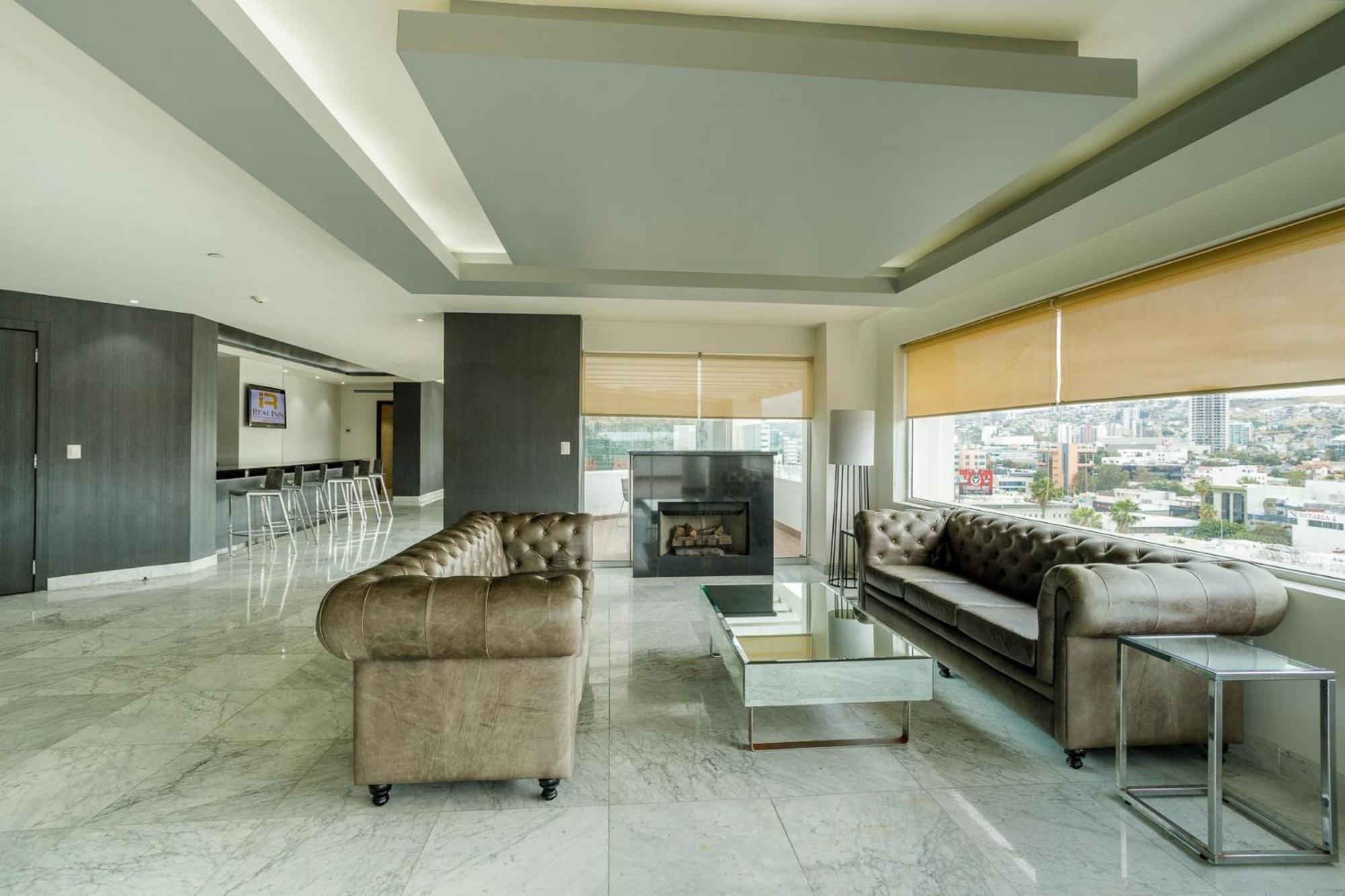 Real Inn Tijuana By Camino Real Hoteles Exterior foto The interior of the club