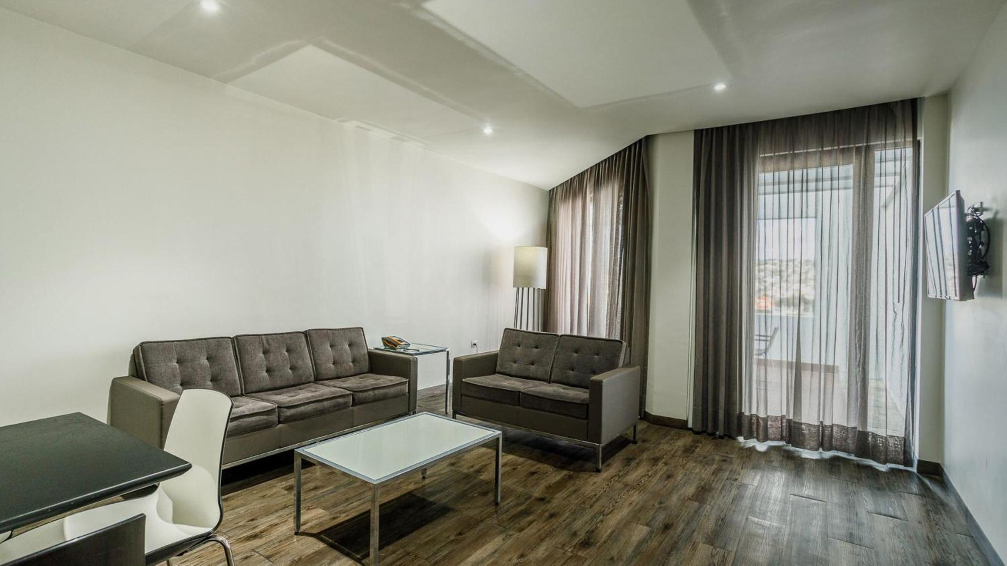 Real Inn Tijuana By Camino Real Hoteles Exterior foto